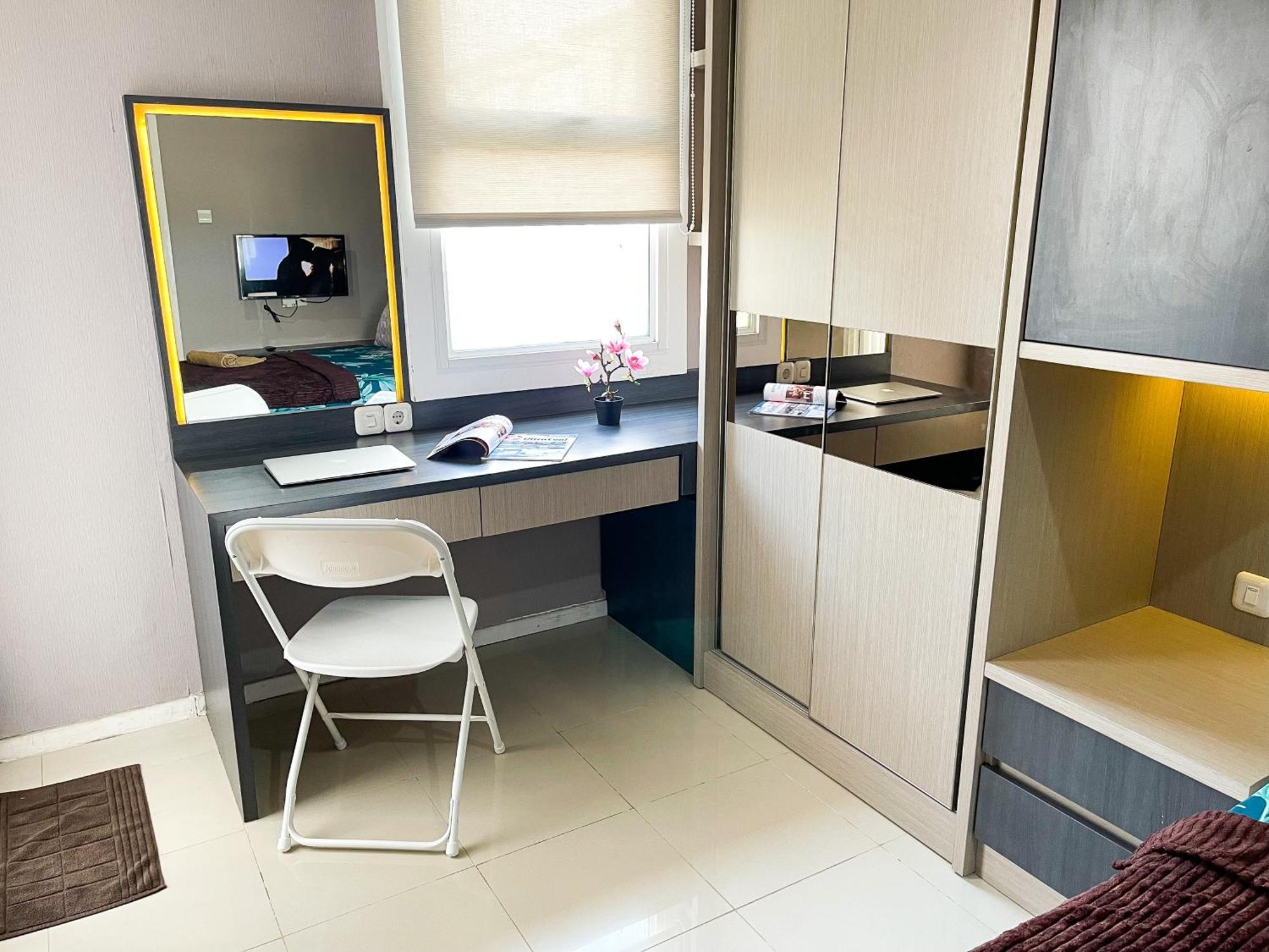 Parahyangan Residences By Aya Apartemen