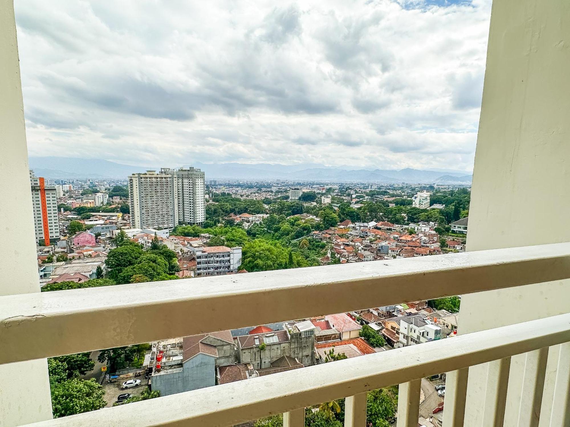 Parahyangan Residences By Aya * Bandung